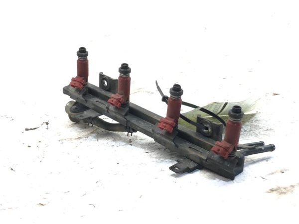 1998-2001 Suzuki Swift complete fuel Rail Assembly with Injectors OEM 1.3L — photo 10