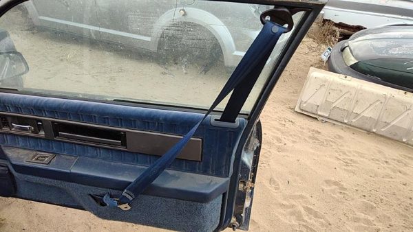 88-91 Olds Cutlass Calais Passenger Right Front Seat Belt Retractor Blue 2 Door — photo 3