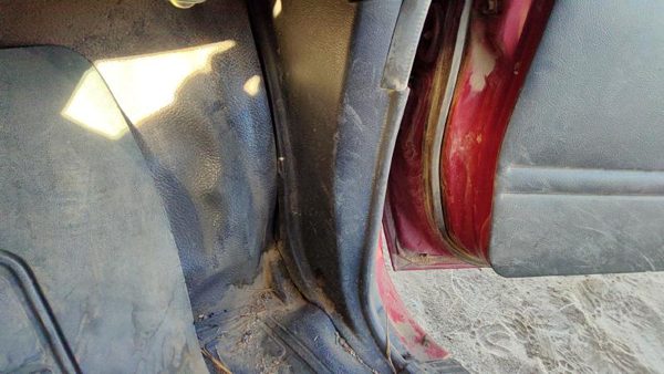 1990-1997 Nissan Hardbody Passenger Right Lower Kick Trim Panel Oem Gray — photo 1