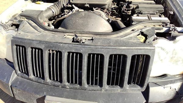 2008-2010 Jeep Grand Cherokee Front Grille Assembly Oem 55079362Ac — photo 2