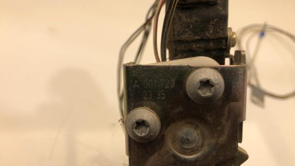 2003-2006 Sprinter Van 3500 Passenger Right Front Door Latch With Rods/Cables — photo 12