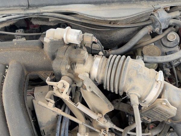 2000-2003 Ford Taurus Throttle Body Valve Oem With Sensors 3.0L Ohv 1F1Z9E926Ab — photo 1