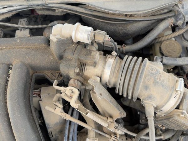2000-2003 Ford Taurus Throttle Body Valve Oem With Sensors 3.0L Ohv 1F1Z9E926Ab — photo 2