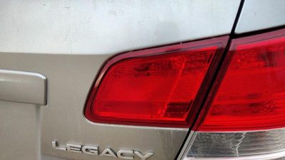 2010-2014 Subaru Legacy Outback Passenger Right Inner Tail Light Brake Lamp Rear