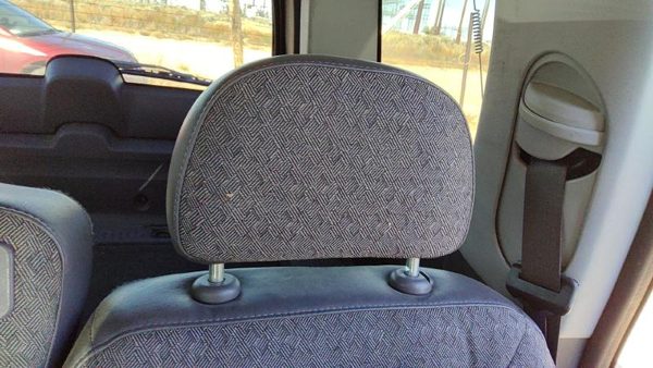 2005 RH Ford Explorer Pair Of Middle Row Headrests OEM Left Right Set Seat — photo 2