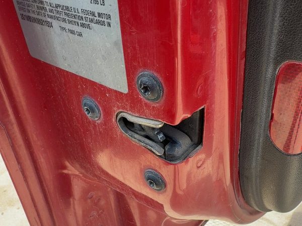 06-09 Impala Driver Left Front Door Latch With Rods/Cables Oem Ls And Police — photo 3