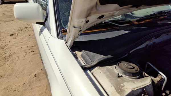 2000-04 Legacy Outback Passenger Right Hood Hinge Assembly Oem White 8Y3 — photo 3