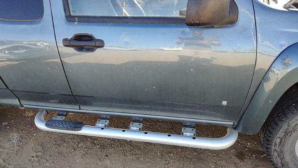 2006 GMC Canyon Front Door RH Stealth Gray 46U — photo 1