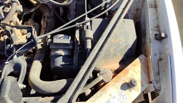 1998 Buick Century Complete Air Intake Cleaner Filter Box Housing With Tube 3.1L — photo 3