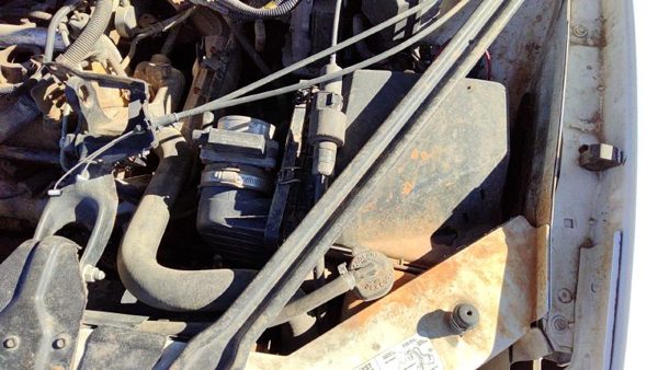 1998 Buick Century Complete Air Intake Cleaner Filter Box Housing With Tube 3.1L — photo 4