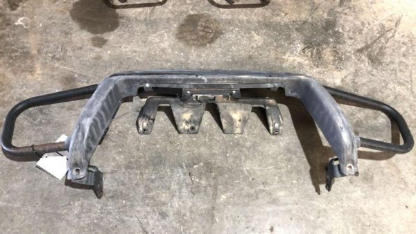 2000-2002 Honda Passport Front Bumper Guard Only Bent Tweaked 6418404 — photo 1