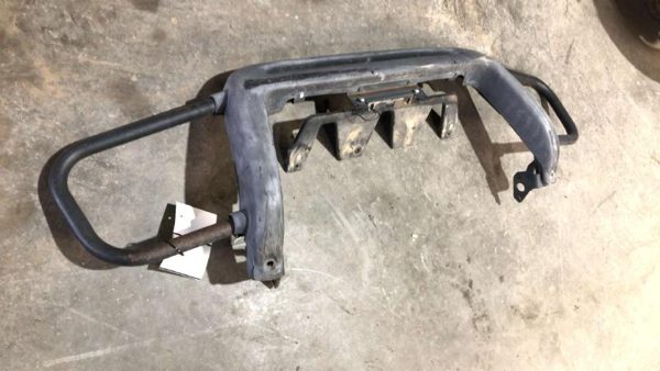 2000-2002 Honda Passport Front Bumper Guard Only Bent Tweaked 6418404 — photo 2