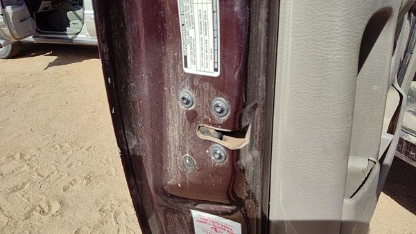 03-09 Ram 2500 Driver Left Front Door Latch With Rods/Cables Regular Cab Oem — photo 2