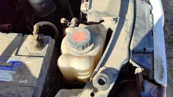 2004-2015 Nissan Titan Coolant Reservoir Radiator Overflow Tank Bottle Oem — photo 1