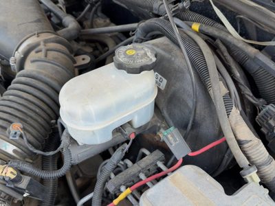 97-05 S10 Blazer Power Brake Booster With Master Cylinder Pair Set Oem 4.3L