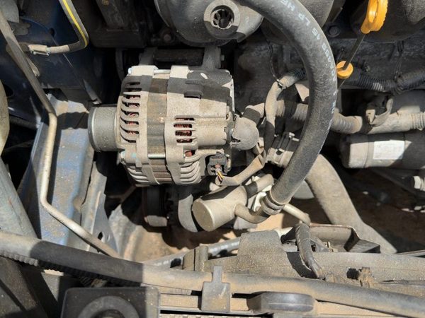 2010-2012 Nissan Sentra Alternator 2.0L 23100Zw40B — photo 3