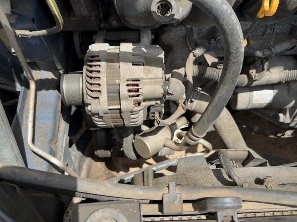 2010-2012 Nissan Sentra Alternator 2.0L 23100Zw40B — photo 2