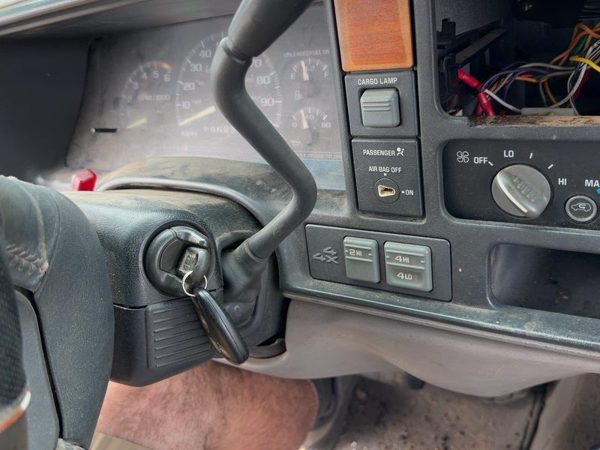 1997 Chevy Silverado 1500 Steering Column Assembly Oem Gray 26061785 — photo 3