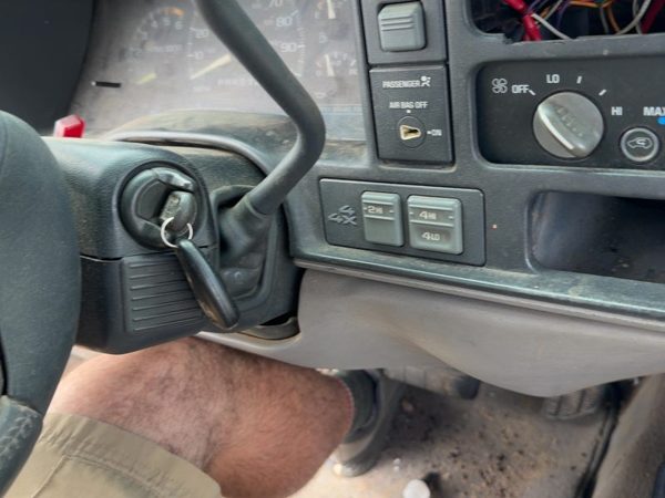 1997 Chevy Silverado 1500 Steering Column Assembly Oem Gray 26061785 — photo 6