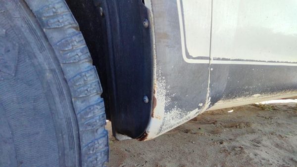 2004 Nissan Titan Driver Left Front Fender Oem Q10 White Hail 631017s031 — photo 6