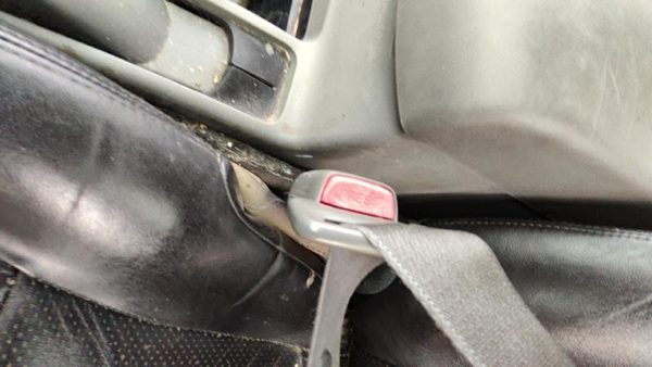 2007-2010 Nissan Sentra Driver Left Front Seat Belt Buckle Receiver Charcoal W — photo 2
