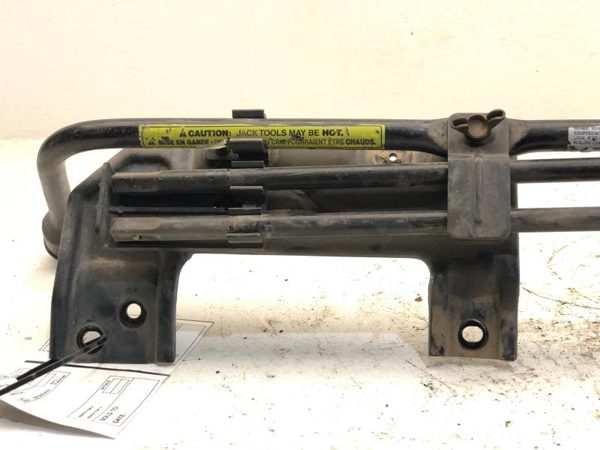 2002 Ford F250 Super Duty Lug Wrench And Jack Tool Set With Mount Brackets Plate — photo 6