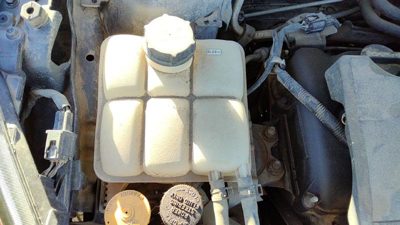 2004-2013 Mazda 3 Coolant Reservoir Radiator Overflow Tank Bottle Oem 2.0l