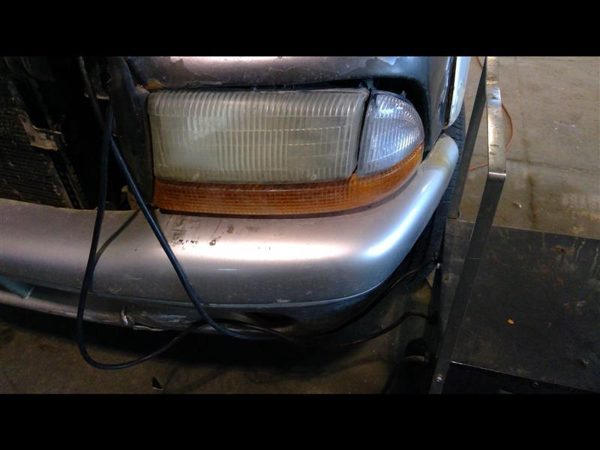 2004 Dodge Dakota Oem Driver Left Turn Signal Lamp Assembly Oem 55055173Ac — photo 2