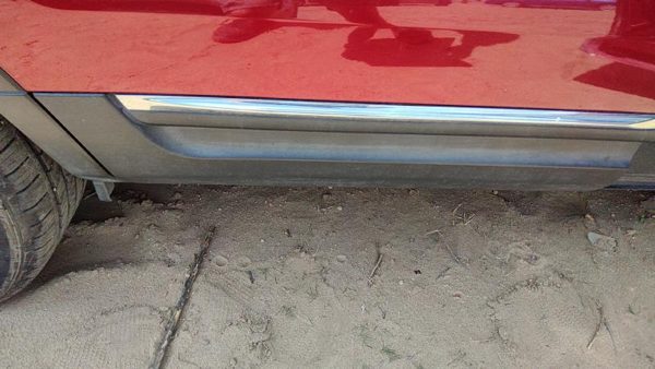 2014 Ford Explorer Rear Door Moulding RH Ruby Red Rr — photo 3