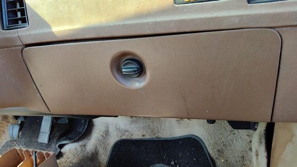 1985 Pontiac Sunbird Glove Box Assembly Complete Door With Latch Oem Tan — photo 1