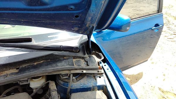 2009-2013 Toyota Corolla Driver Left Hood Hinge Assembly Oem Blue 8T7 5342002170 — photo 1