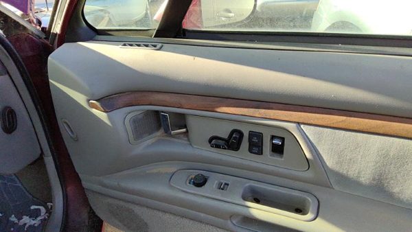 94-96 Olds 88 Passenger Right Front Door Trim Panel With Switches Gray — photo 4