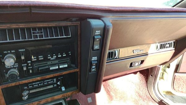 1982-1996 Buick Century Map Light Rear Defrost Switches With Trim Panel Oem Dash — photo 2