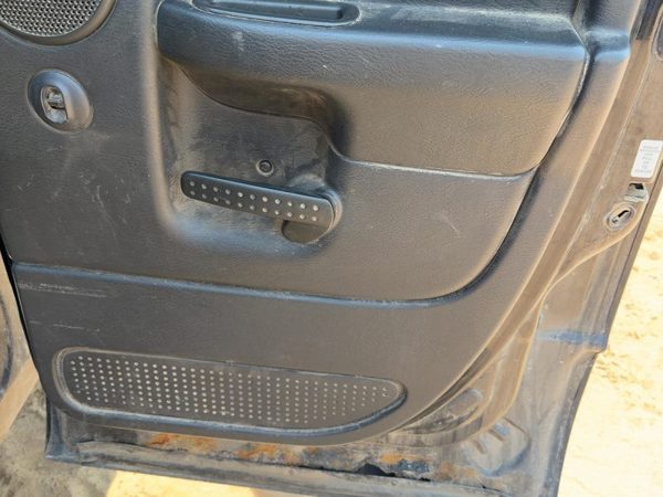 02-05 Ram 1500 Passenger Right Rear Door Trim Panel Switches Back Dark Gray V9Dv — photo 8