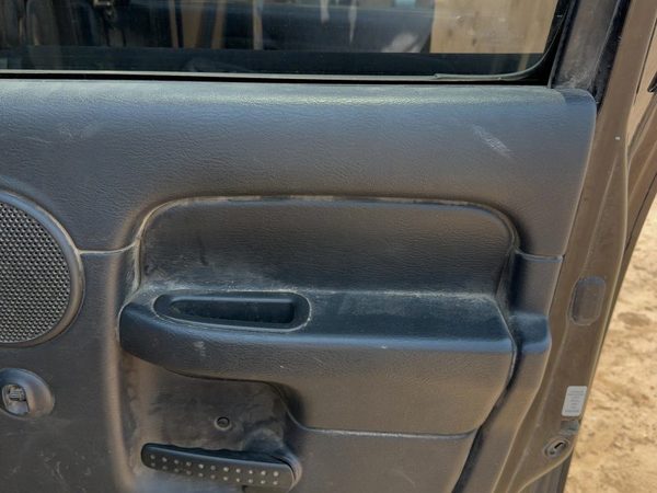 02-05 Ram 1500 Passenger Right Rear Door Trim Panel Switches Back Dark Gray V9Dv — photo 6