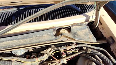 1984-1987 Ford Tempo Windshield Washer Fluid Reservoir With Pump Oem Wiper Tank