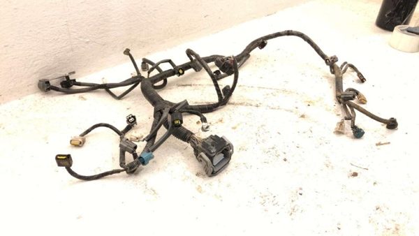 2012 Legacy Outback Wiring Harness For Engine Oem 2.5L — photo 2