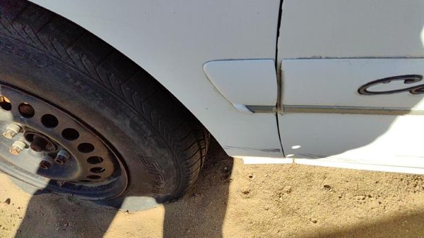 1997-2000 Buick Century Driver Left Moulding From Fender Oem Trim Strip White — photo 3
