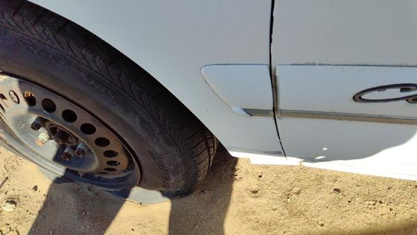 1997-2000 Buick Century Driver Left Moulding From Fender Oem Trim Strip White — photo 4
