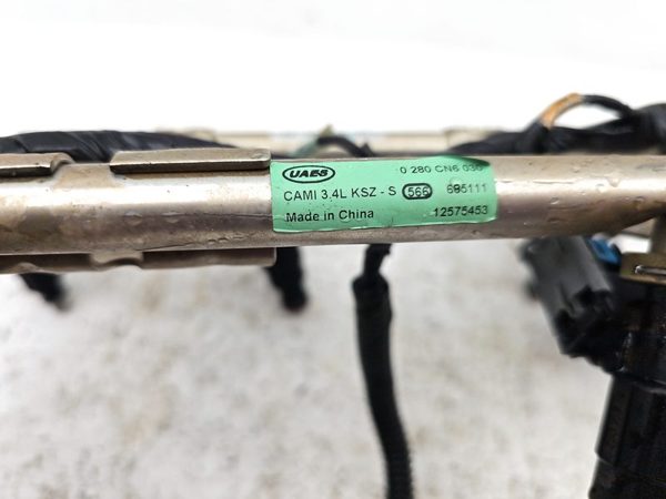 05-09 Chevy Equinox Complete Fuel Rail With Injectors Set With Harness Oem 3.4L — photo 5