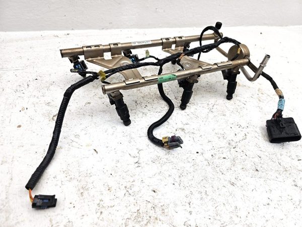 05-09 Chevy Equinox Complete Fuel Rail With Injectors Set With Harness Oem 3.4L — photo 6