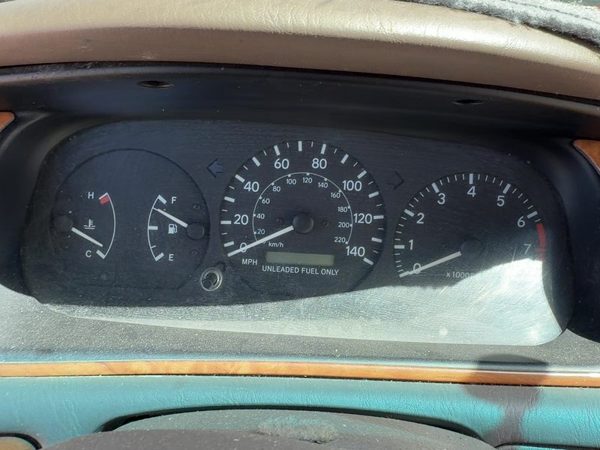1997-2001 Toyota Camry Speedometer Instrument Cluster Gauges Dash OEM 8385233030 — photo 3