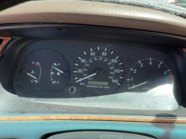 1997-2001 Toyota Camry Speedometer Instrument Cluster Gauges Dash OEM 8385233030 — photo 4