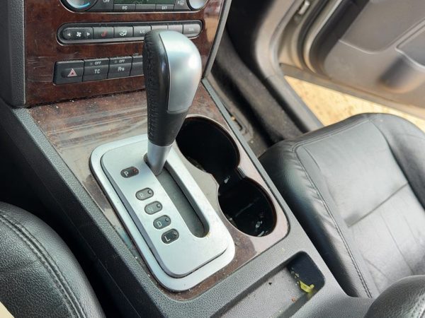 05-07 Fivehundred Floor Shifter Lever Assembly Automatic Transmission Black Hw — photo 4