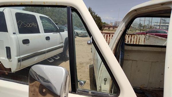 81-86 Ram W250 Passenger Right Front Vent Window Small Door Glass With Frame — photo 4