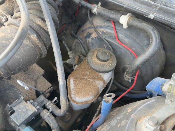 1999 Toyota Camry Power Brake Booster OEM Without Traction 4 Cylinder 4461006130 — photo 2