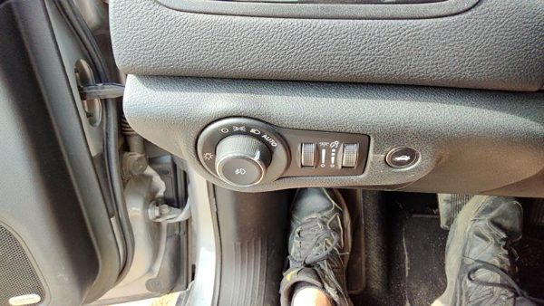 15-17 Chrysler 200 Dash Headlight Switch Control Knob Oem — photo 1