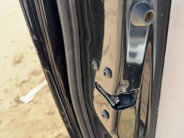 1999-2003 Ford F150 Driver Left Front Door Latch With Rods/Cables Oem — photo 4