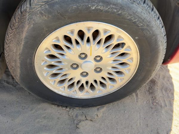 1996-1997 Chrysler Town & Country 16" Aluminum Wheel Oem Factory Rim #1 16X6-1/2 — photo 3