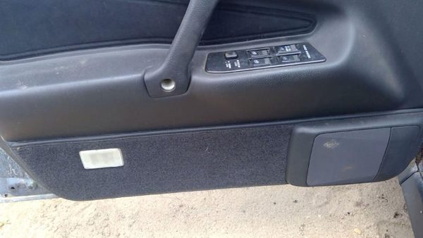 89-93 Mitsubishi Galant Vr-4 Driver Left Front Inside Door Trim Panel Only Black — photo 10